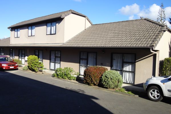 SilverOaks Inn Silverpoint (Mangere)